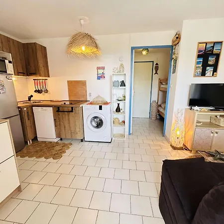 Апартаменты T2 Climatise Avec Cabine, Proximite Plage, Cap D'Agde - Fr-1-249-457 *